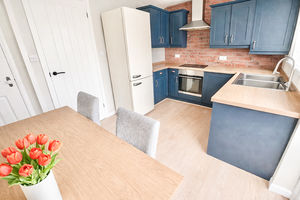 Photo 8- click for photo gallery